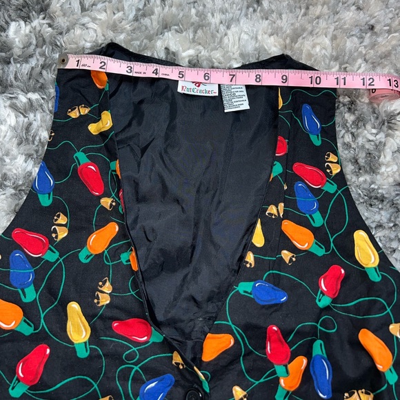 Vintage Retro Unisex Nutcracker Christmas Lights Vest - Picture 3 of 6